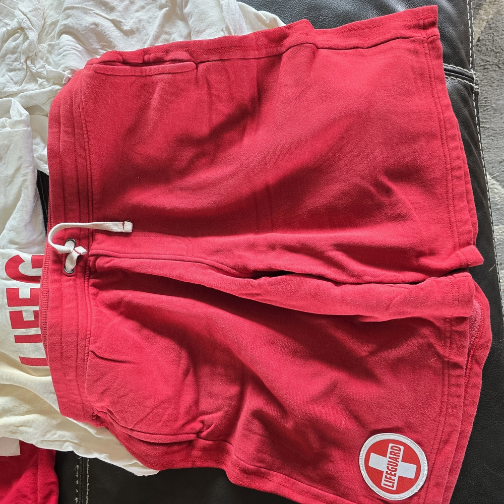 Red Lifeguard Apparel Set - Picture 4 of 16